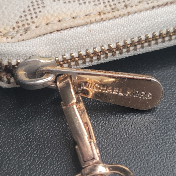 Michael Kors Tan and Beige Wristlet Long Wallet - Picture 13 of 13